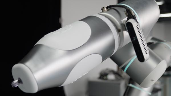 打疫苗不用针头?同济研发国内首款自主智能注射机器人“后羿”